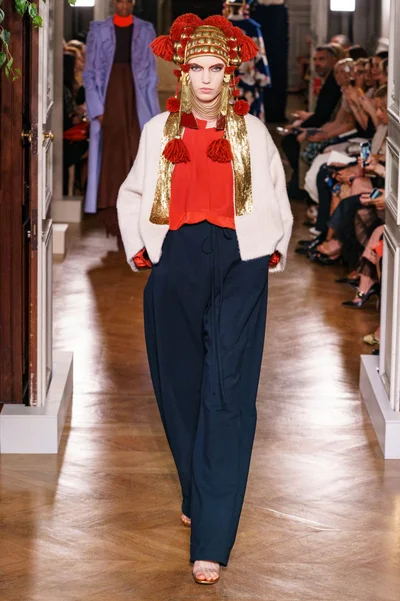 Look 27